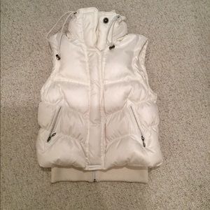 INC Pufffer down vest